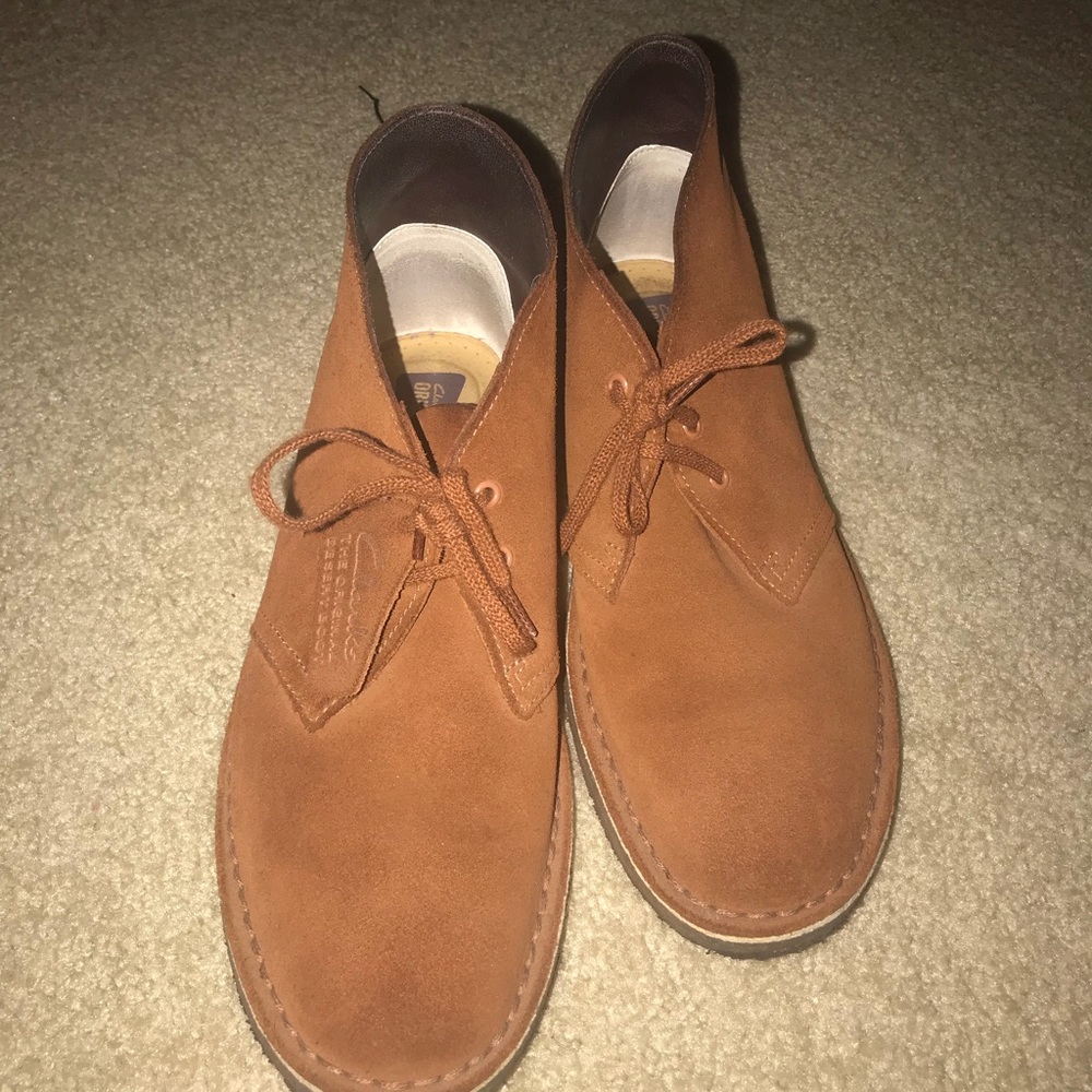 Clark’s Women Desert Boot in Rust